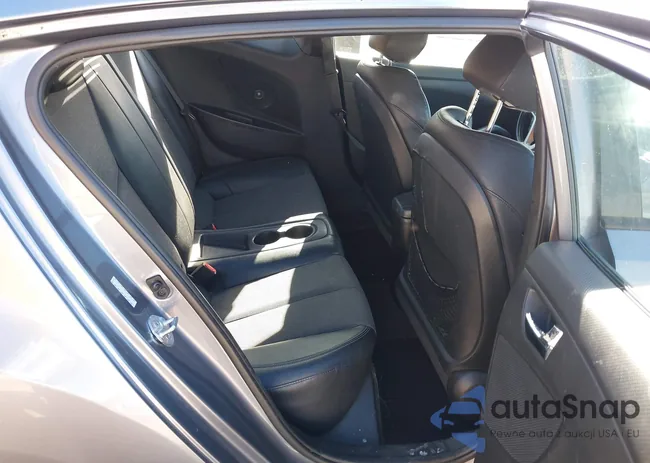 KMHTC6AD9GU250814: 44596969