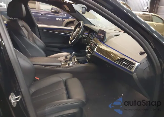 WBAJB1C52KB375873: 44597009