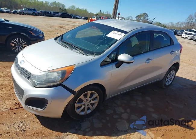 KNADM5A33E6327716: 44597029