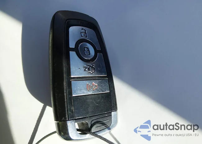 3FA6P0LU2HR181429: 44596089