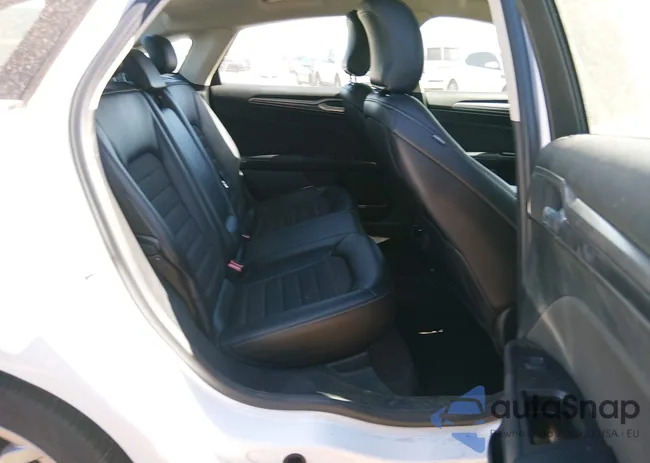 3FA6P0LU2HR181429: 44596089