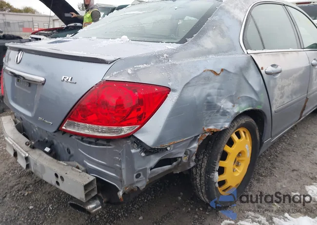 JH4KB16545C008280: 44596316