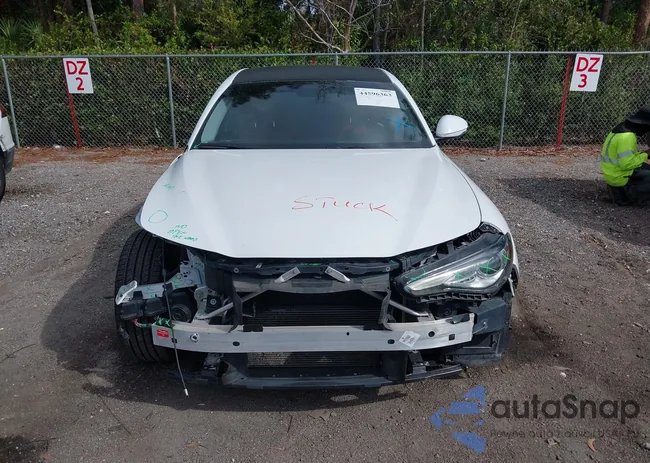 ZARFAMBN6K7600898: 44596363