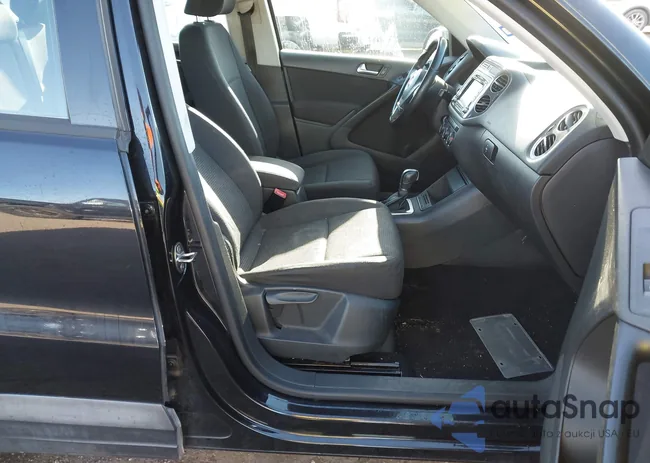 WVGAV7AX7FW523477: 44596399