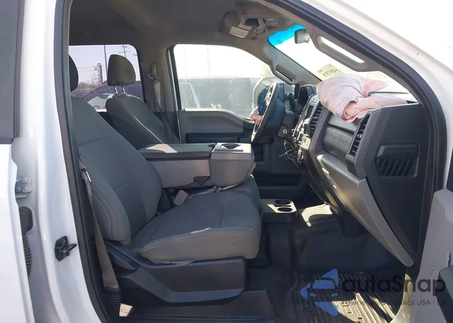 1FT7W2B68JEC59477: 44597578