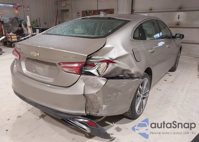 1G1ZE5SX8NF201156: 44597662