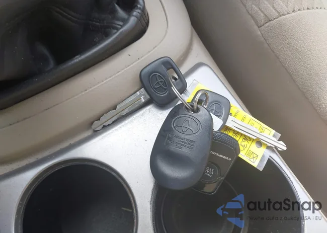 5TEUX4EN4AZ718404: 44597689