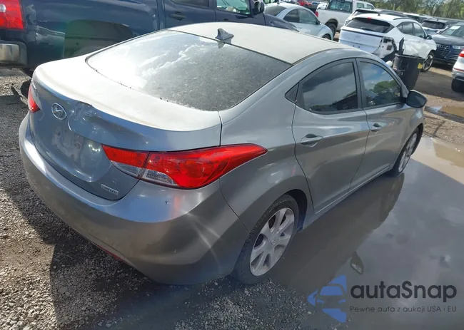 KMHDH4AE5CU276680: 44597899