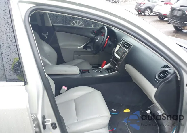 JTHBE262785019186: 44597929