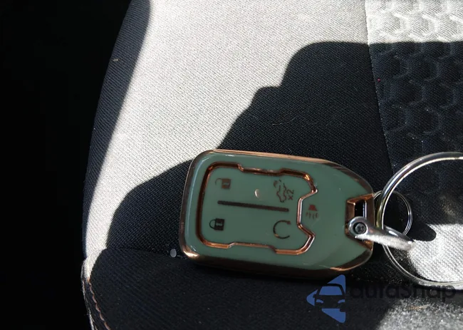 3GKALMEV5LL101649: 44597953