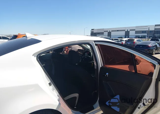 KNAFK4A60G5496670: 44598052