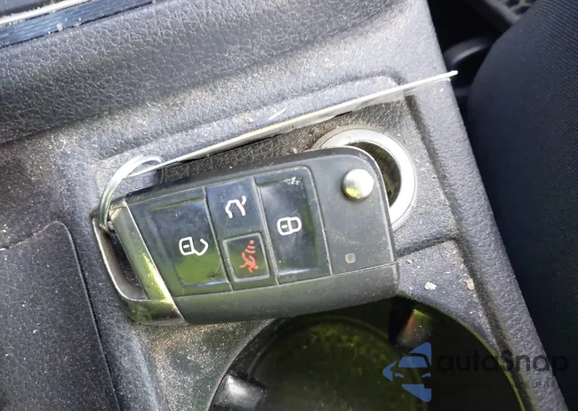 3VW4T7AU8FM040431: 44597292