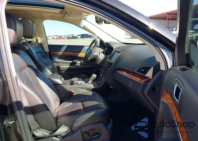 2LMHJ5AT3FBL02069: 44598500