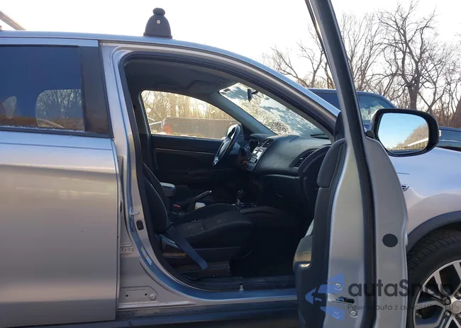 JA4AR3AW2GZ044080: 44598812