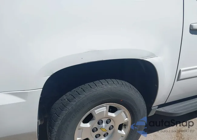 1GNSCJE03DR210874: 44598825