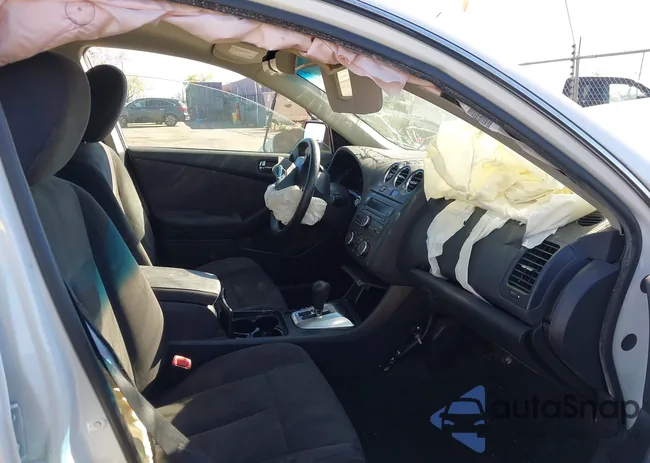 1N4AL2AP2BN504290: 44598226