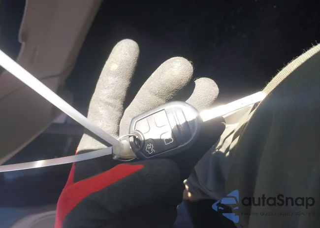 3FADP4EJ3GM106364: 44599567