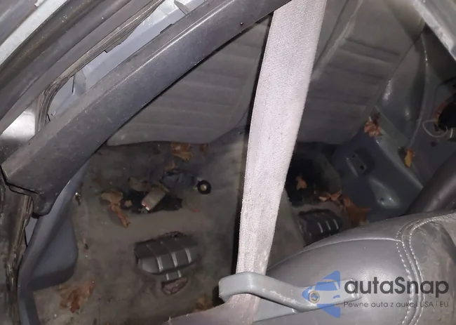 1G1FP21E1JL166760: 44599664