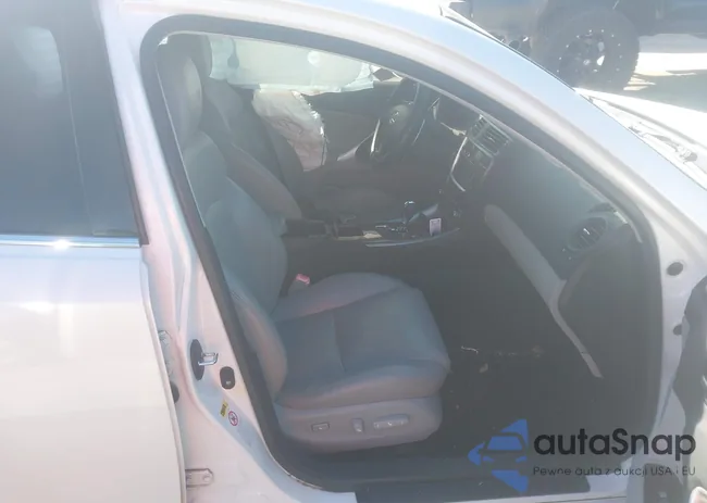 JTHBK262385055983: 44599702