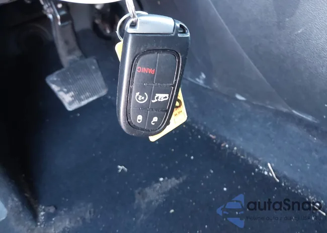 1C4PJMDX8MD105524: 44599750