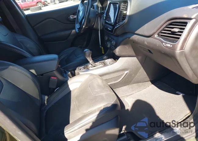 1C4PJMDX8MD105524: 44599750