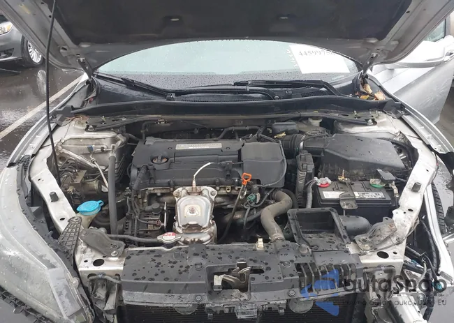 1HGCR2F85EA048379: 44599758