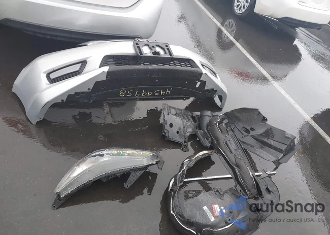 1HGCR2F85EA048379: 44599758