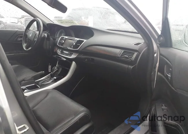 1HGCR2F85EA048379: 44599758