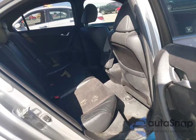 JH4CU2F86CC013122: 44599911