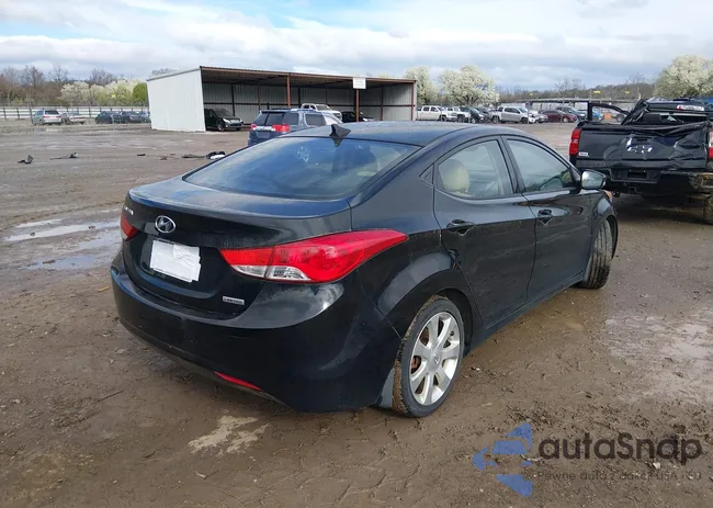 5NPDH4AE9DH226915: 44600027