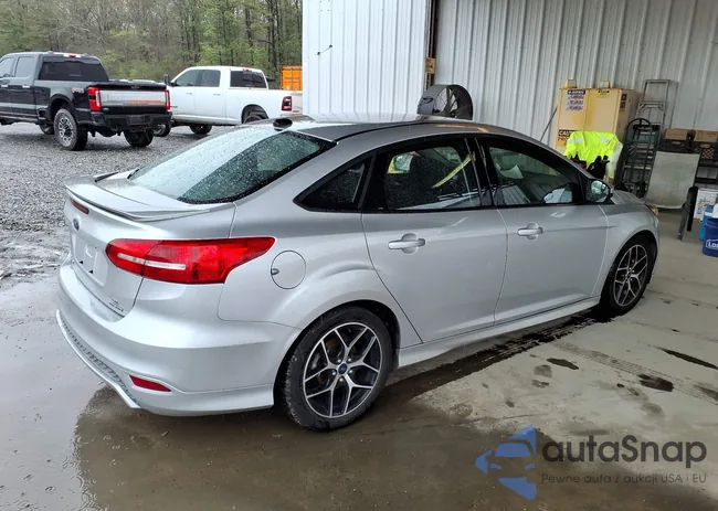 1FADP3F21FL247368: 44599194