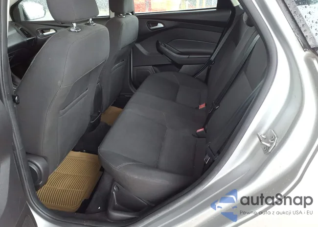 1FADP3F21FL247368: 44599194