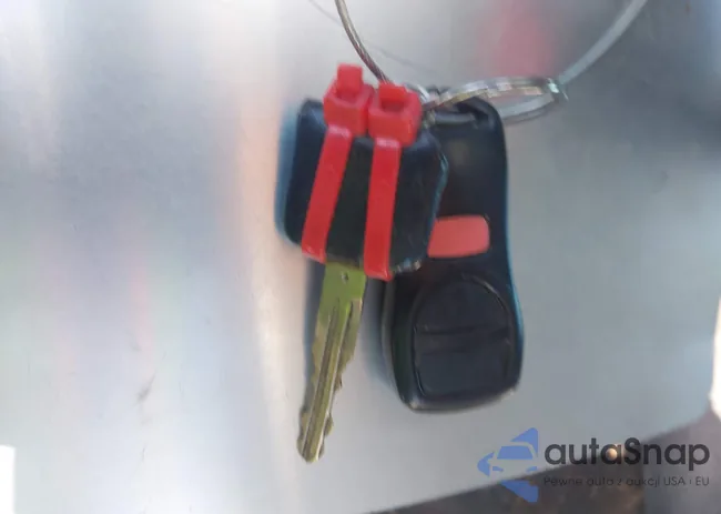 JN1AZ34E64T063323: 44599365