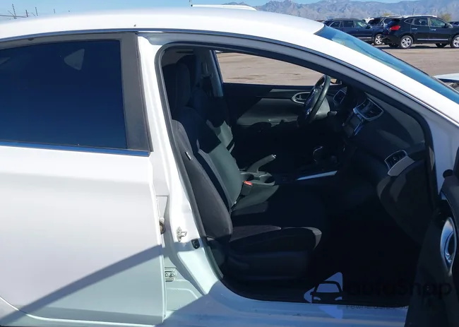 3N1AB7AP0KY321633: 44600735