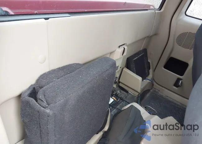 1FTYR44V03PB20799: 44600844