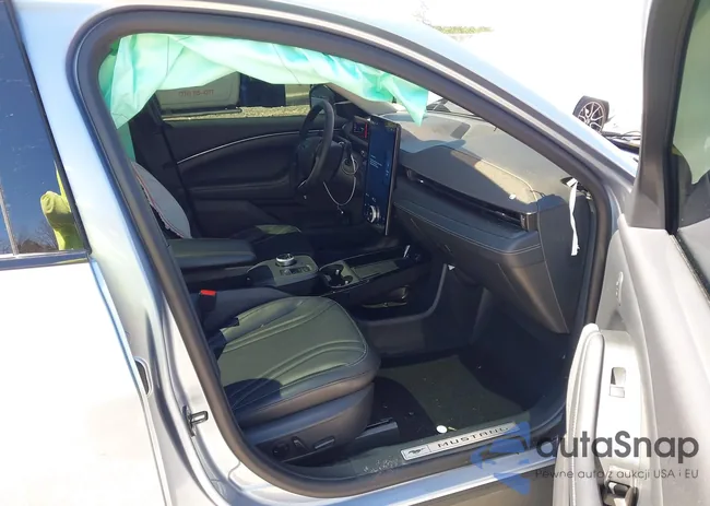 3FMTK3SS7NMA41748: 44600186