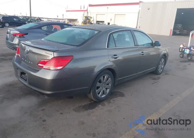 4T1BK36B05U027854: 44600221