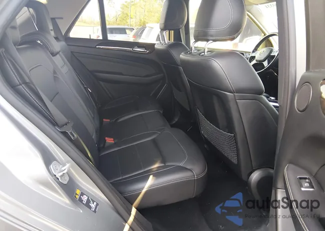 4JGDA5JB0DA215210: 44600331