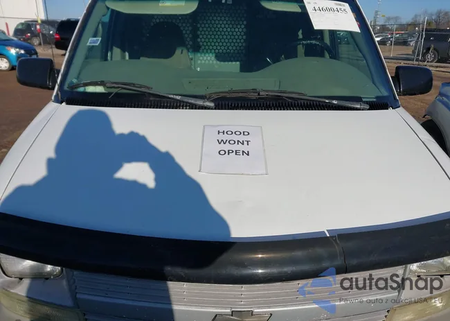 1GCDM19X15B100633: 44600455