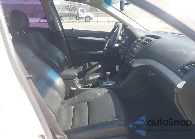 JH4CL96986C004866: 44601530