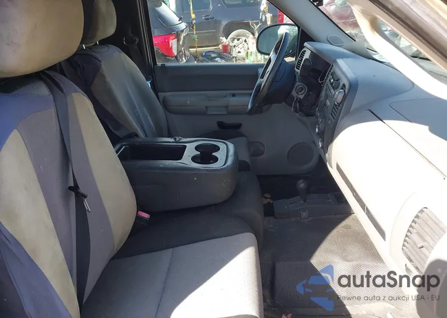 1GTEK14X99Z203877: 44601560