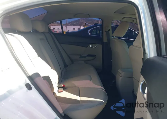 19XFB2F88EE021075: 44601769