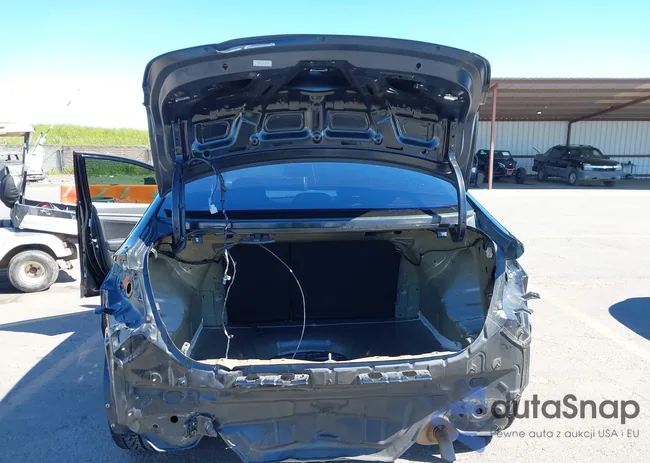 KMHD84LF5LU100735: 44601817