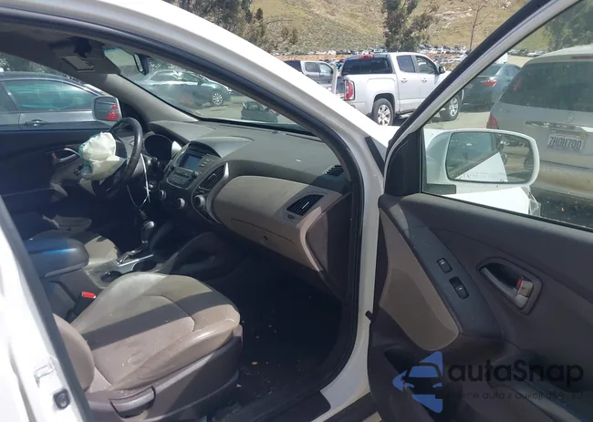 KM8JU3AG9EU794174: 44601988