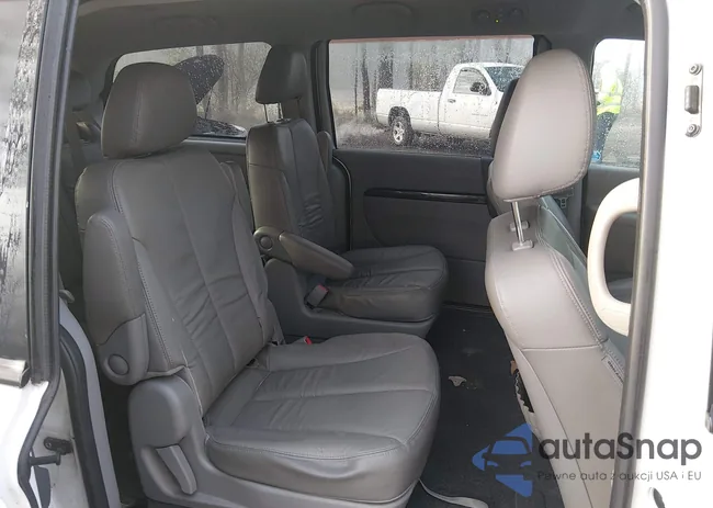 KNDMH4C74E6535878: 44601352