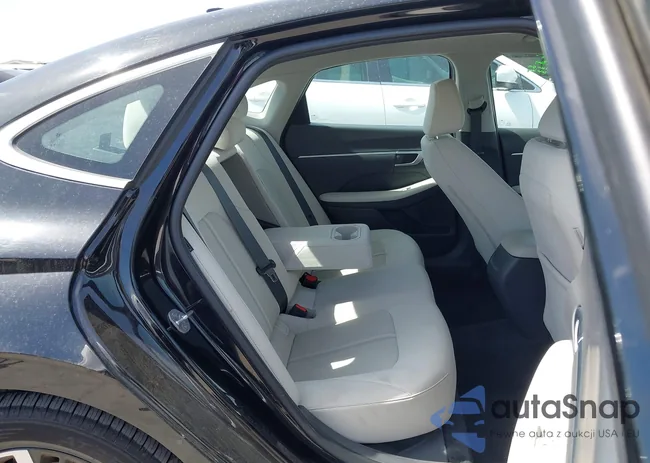 KMHL64JA6RA407818: 44602801