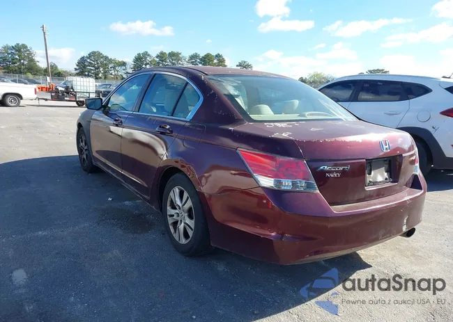 1HGCP26469A100143: 44602995