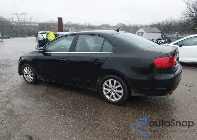 3VWD17AJXEM358433: 44602256