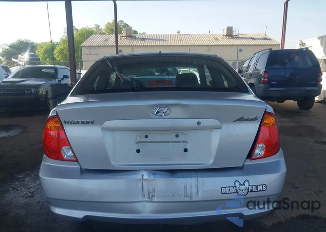 KMHCG35C85U321308: 44602401