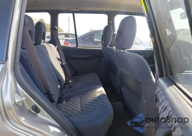 JT3HP10V3Y7154564: 44602425